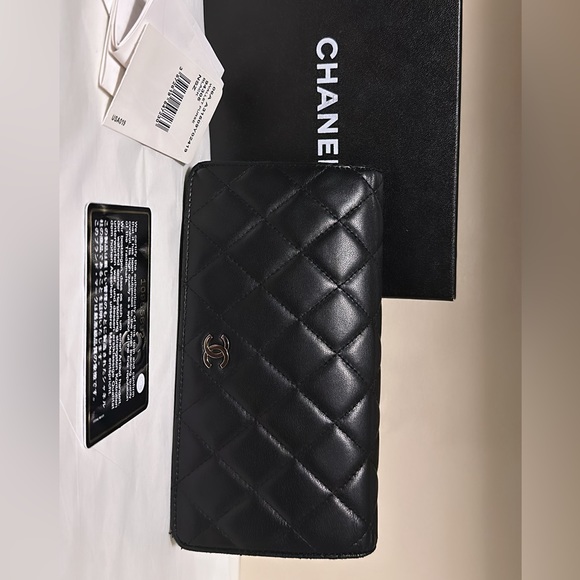 Chanel lambskin wallet - Picture 6 of 6